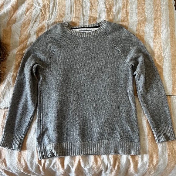 Benson wool Knit Grey Crewneck Sweater Size Large - Picture 3 of 3